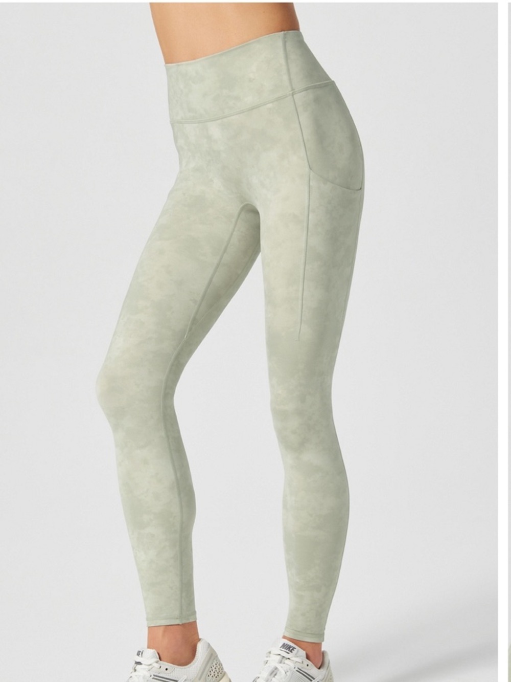 Fabletics Anywhere Motion365+ High-Waisted Pocket Legging
